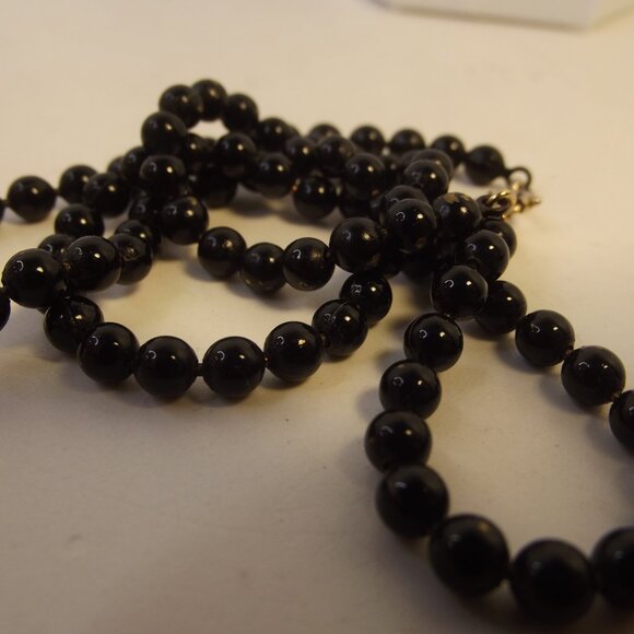Vintage Oops A Daisy Black Gold Jade necklace Round Beads - Picture 4 of 6